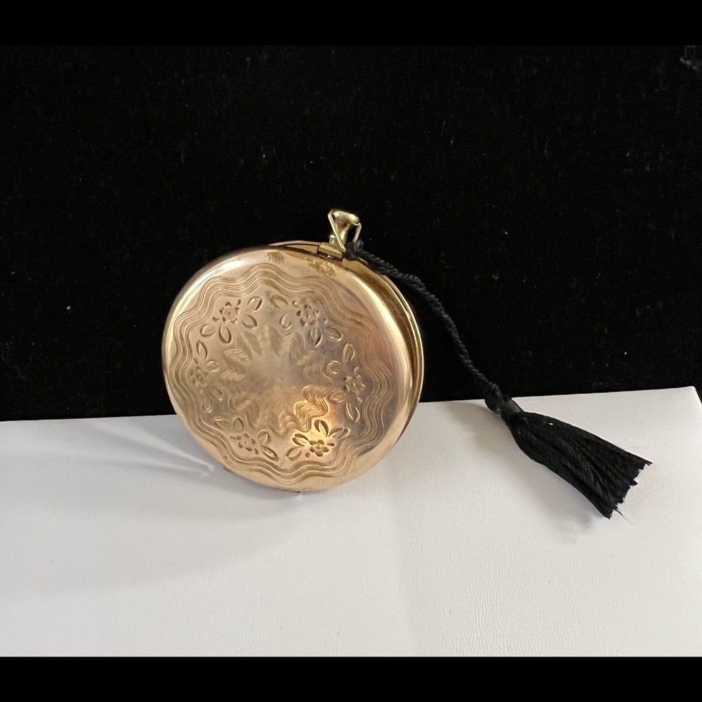 Vintage Compact Gold Tone Mirrored View 6